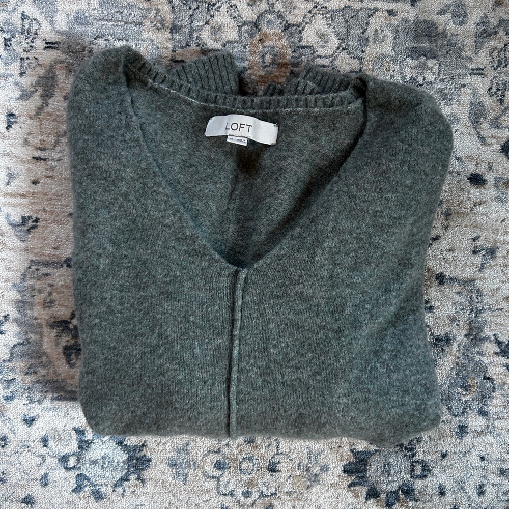 Loft Sage/Gray Sweater V neck